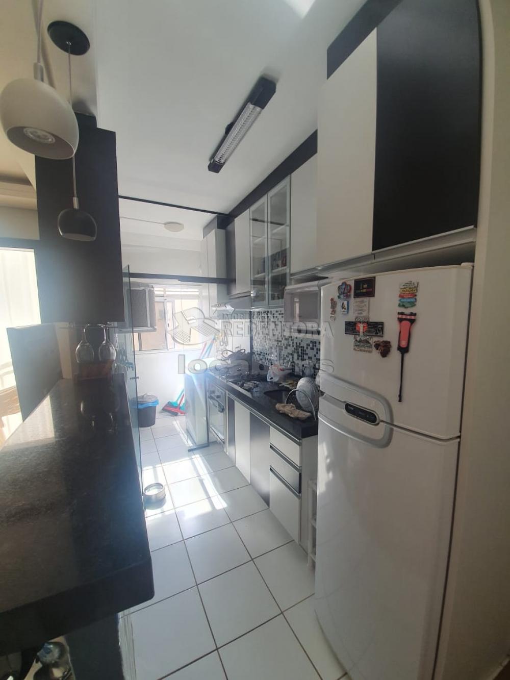 Alugar Apartamento / Padrão em São José do Rio Preto R$ 1.100,00 - Foto 3