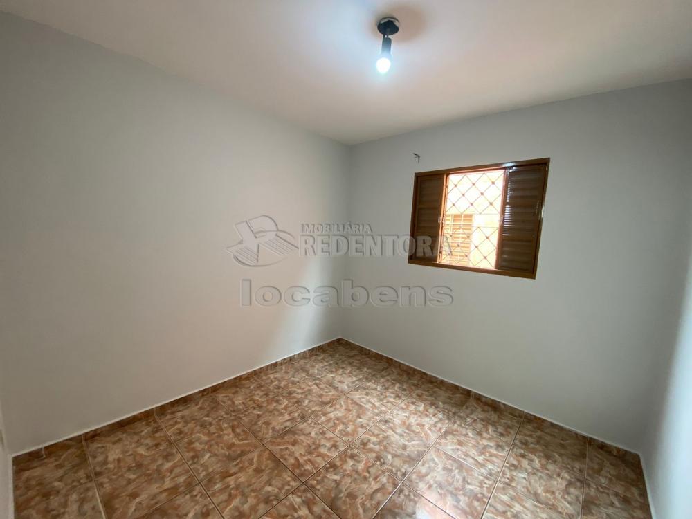 Alugar Casa / Padrão em São José do Rio Preto R$ 2.500,00 - Foto 12