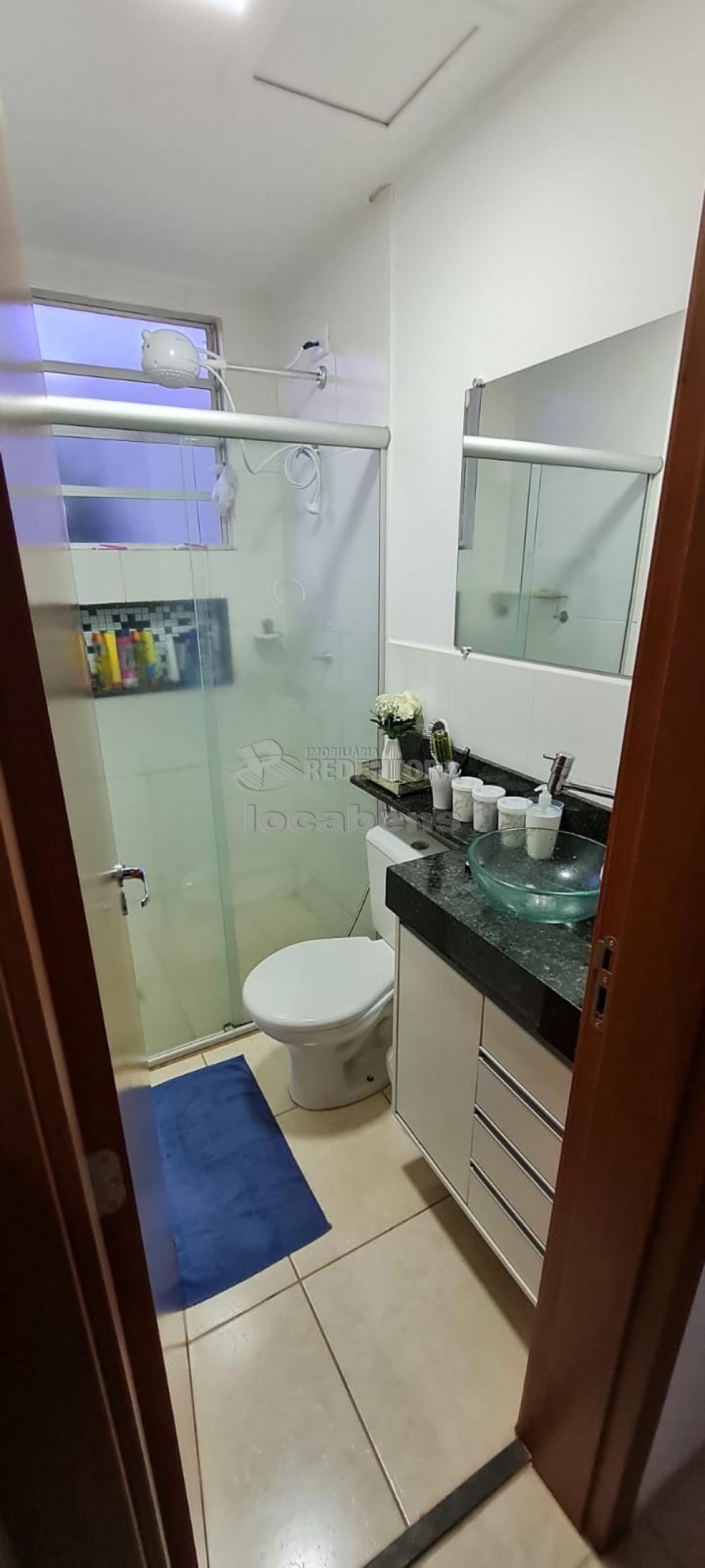 Alugar Apartamento / Padrão em São José do Rio Preto R$ 800,00 - Foto 6