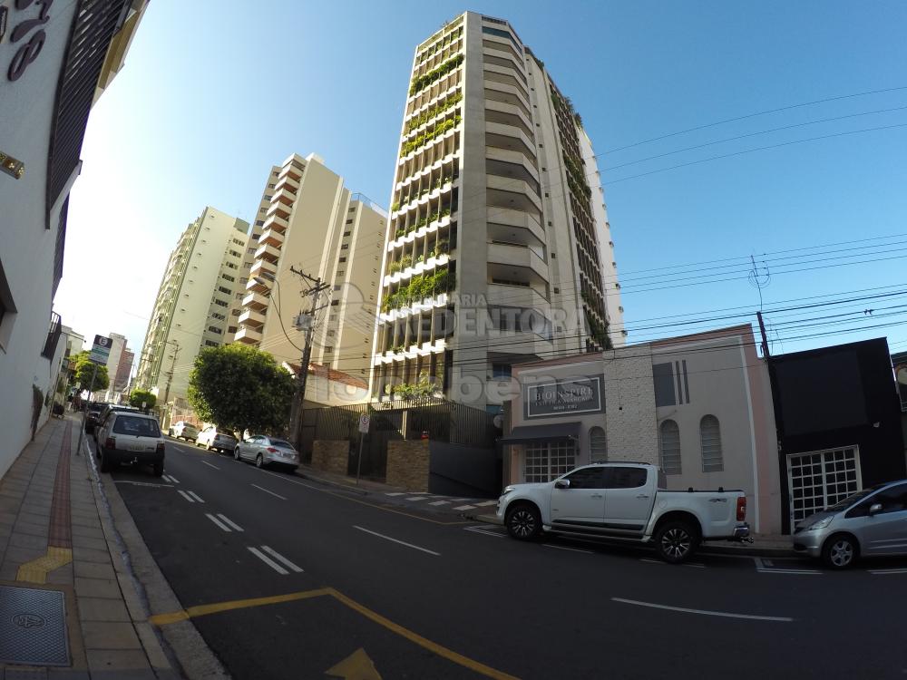 Alugar Apartamento / Padrão em São José do Rio Preto apenas R$ 2.000,00 - Foto 1