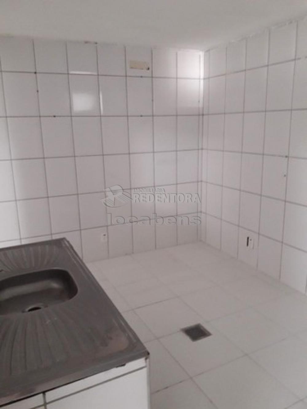 Alugar Comercial / Salão em São José do Rio Preto R$ 2.500,00 - Foto 5