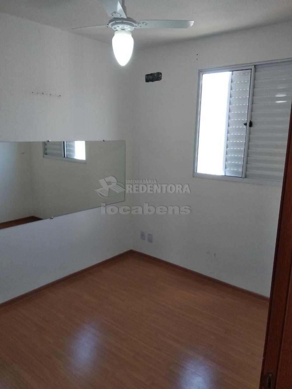 Alugar Apartamento / Padrão em São José do Rio Preto R$ 1.000,00 - Foto 8