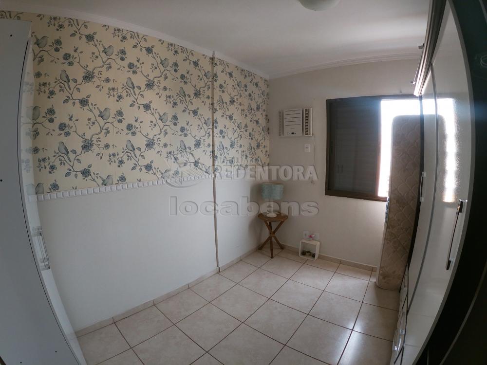 Alugar Apartamento / Padrão em São José do Rio Preto R$ 1.400,00 - Foto 6