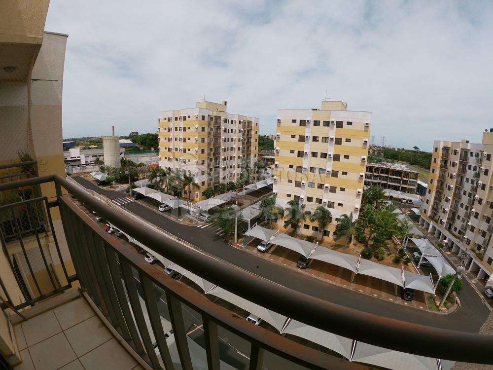 Alugar Apartamento / Padrão em São José do Rio Preto R$ 1.400,00 - Foto 14