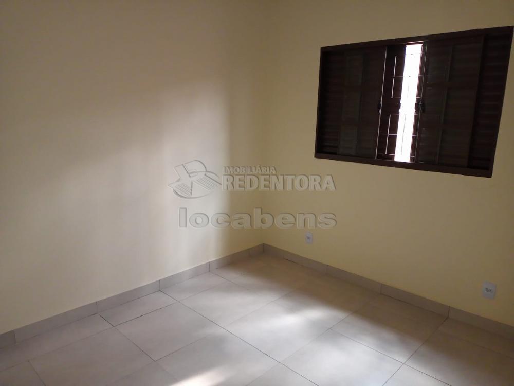 Alugar Casa / Padrão em São José do Rio Preto R$ 1.500,00 - Foto 7