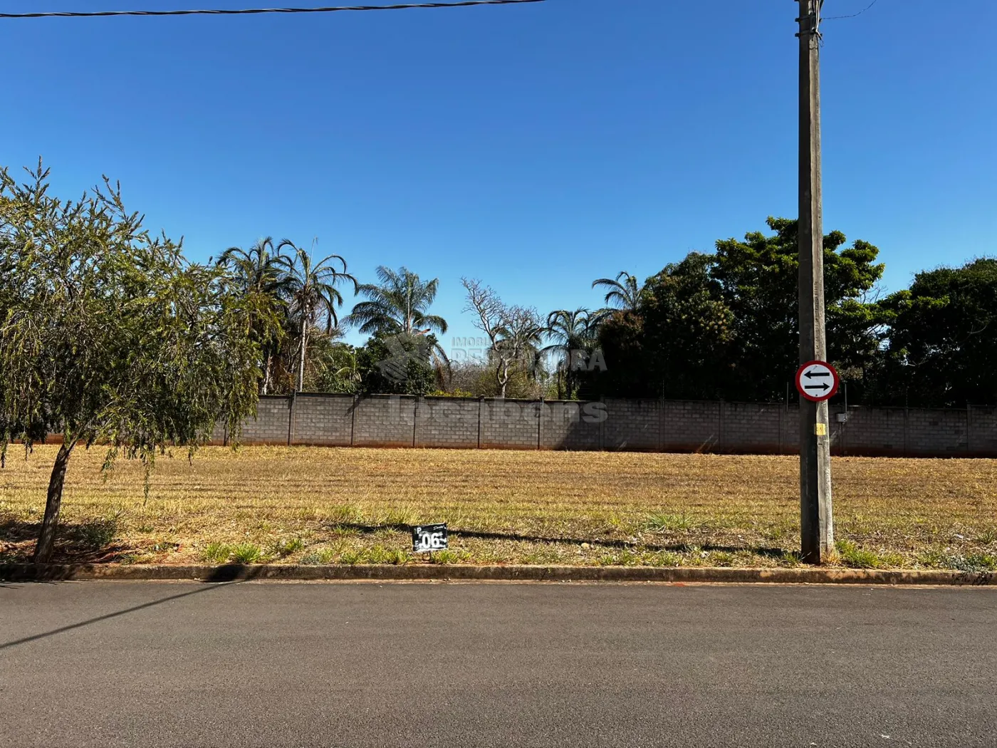 Terreno à venda, 230m² - Foto 1