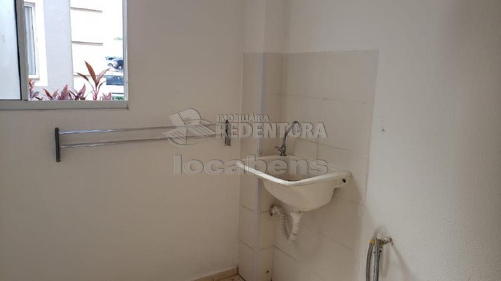 Comprar Apartamento / Padrão em São José do Rio Preto R$ 160.000,00 - Foto 12