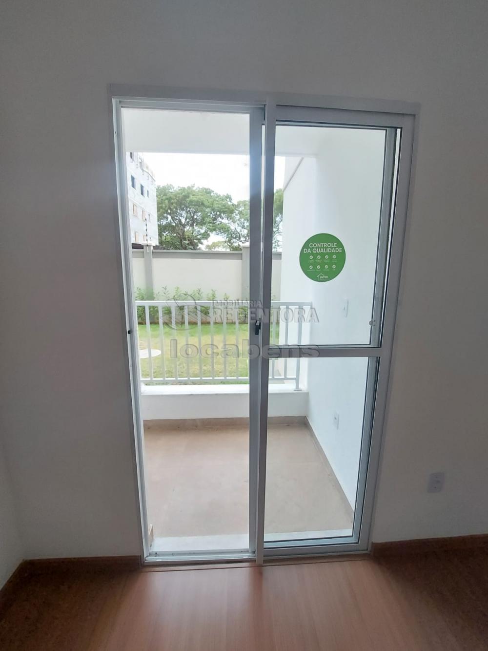 Alugar Apartamento / Padrão em São José do Rio Preto R$ 1.000,00 - Foto 6