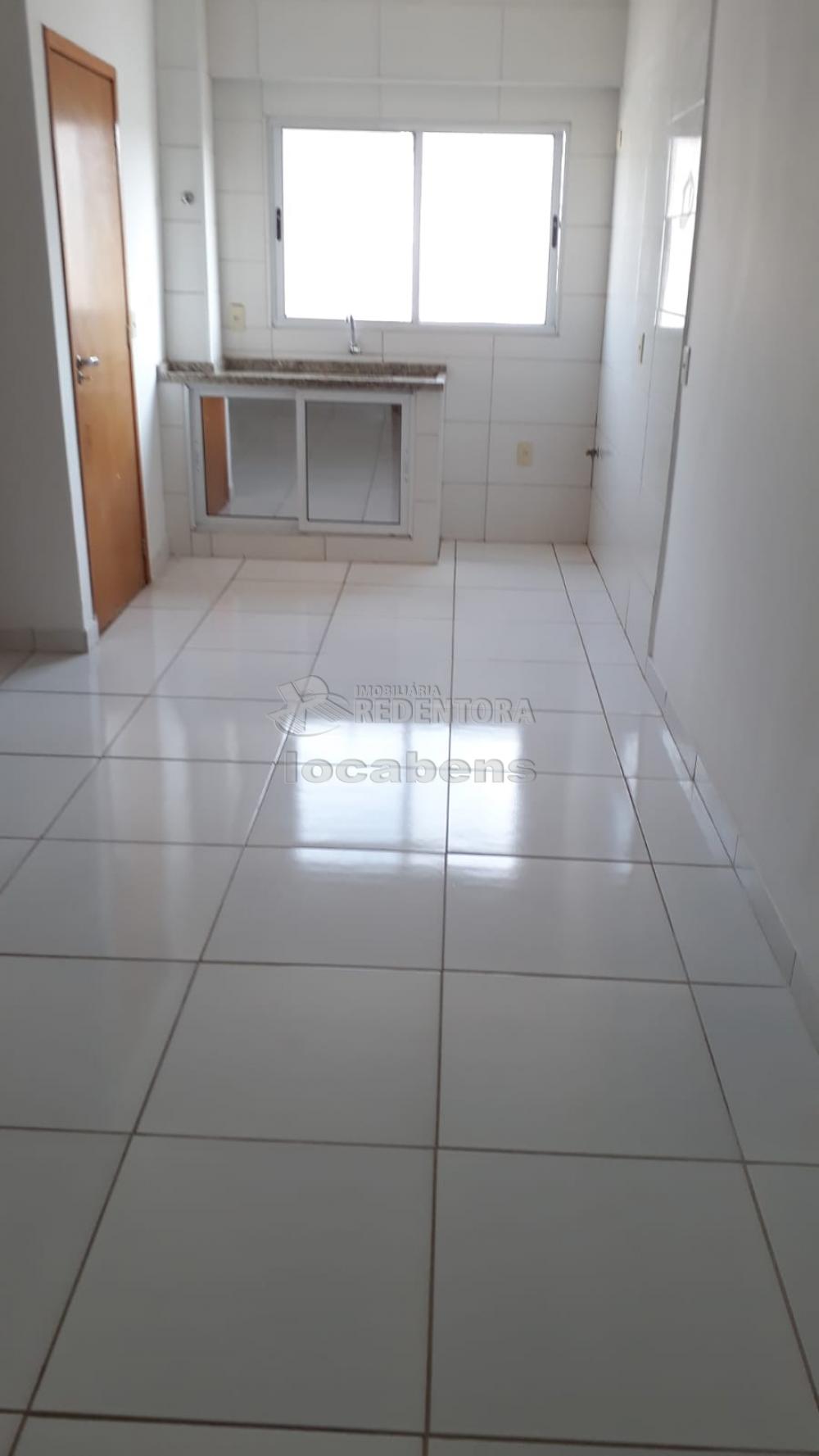 Alugar Apartamento / Padrão em São José do Rio Preto apenas R$ 1.000,00 - Foto 2