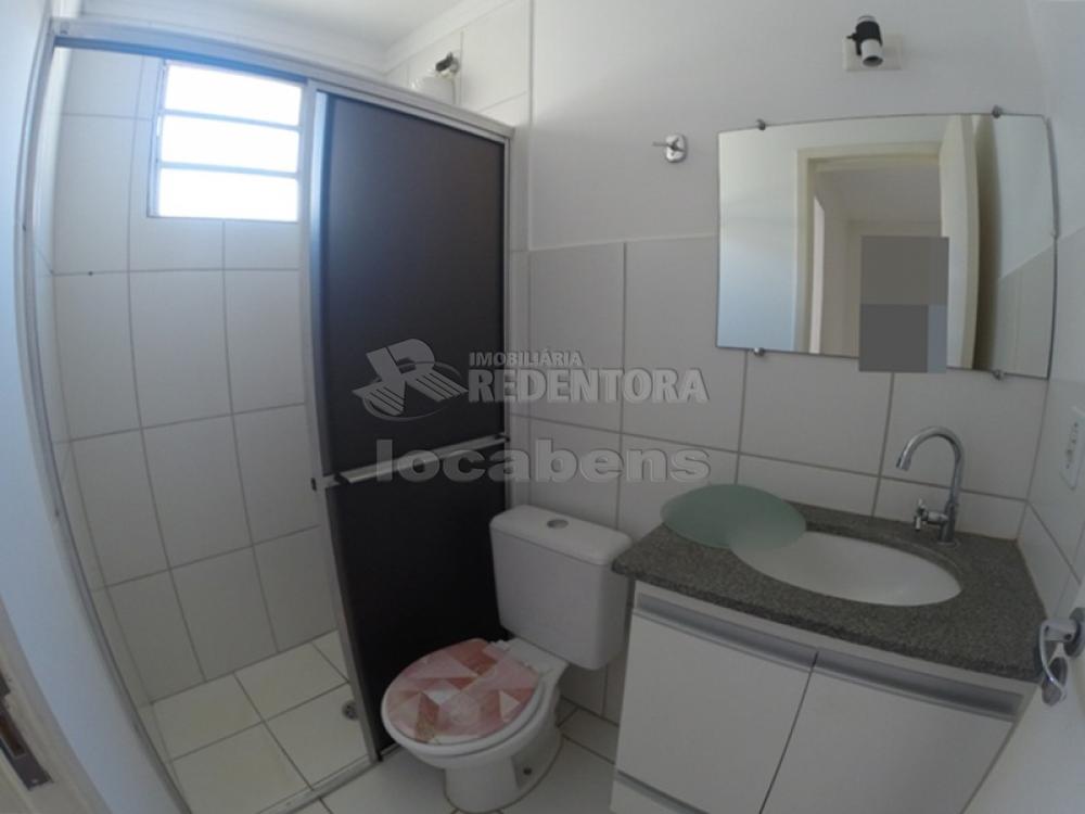 Alugar Casa / Condomínio em São José do Rio Preto R$ 1.500,00 - Foto 16