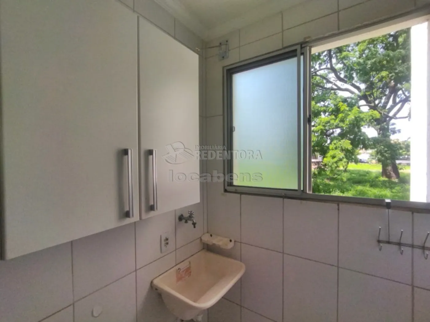 Alugar Apartamento / Padrão em São José do Rio Preto R$ 1.100,00 - Foto 13