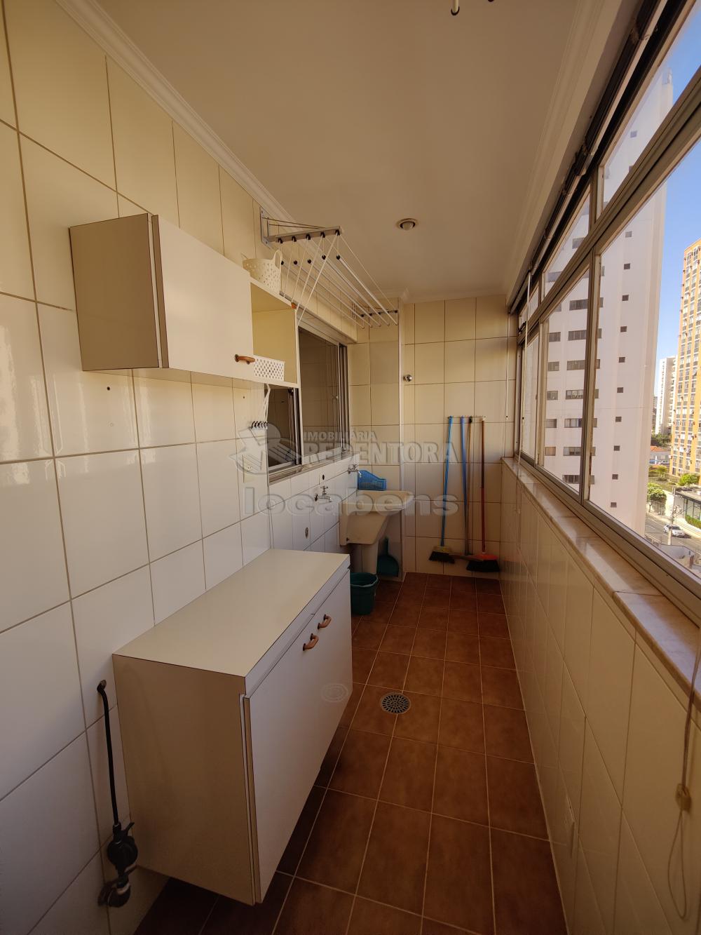 Alugar Apartamento / Padrão em São José do Rio Preto R$ 1.300,00 - Foto 13