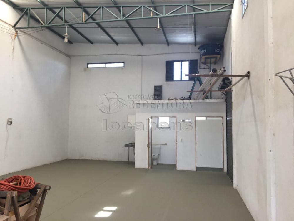 Alugar Comercial / Salão em São José do Rio Preto apenas R$ 1.800,00 - Foto 4