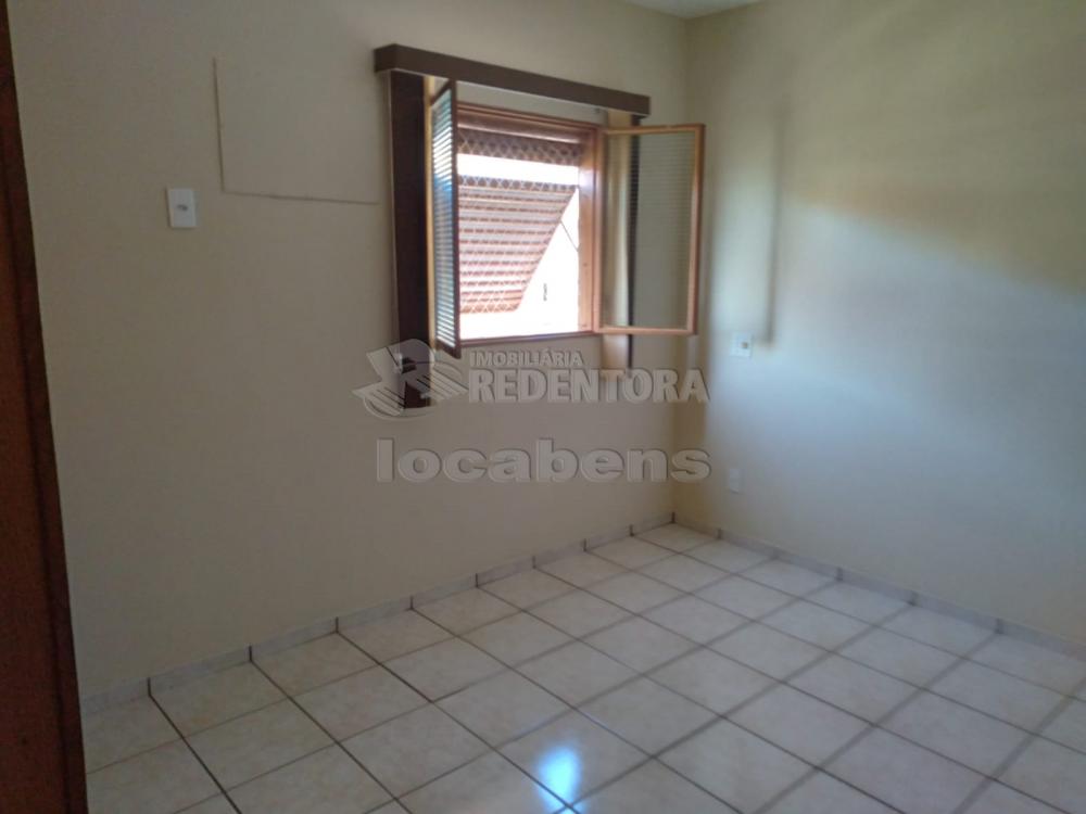 Alugar Apartamento / Padrão em São José do Rio Preto apenas R$ 900,00 - Foto 1