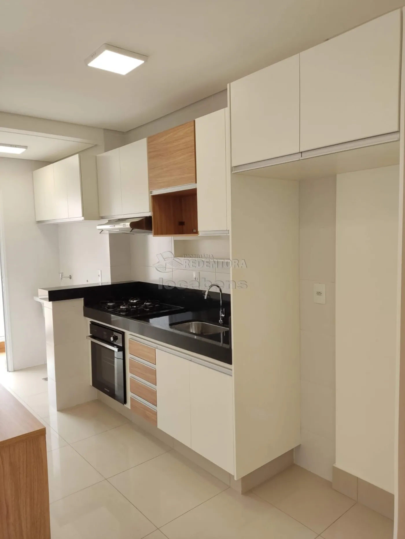 Alugar Apartamento / Padrão em São José do Rio Preto R$ 2.000,00 - Foto 2