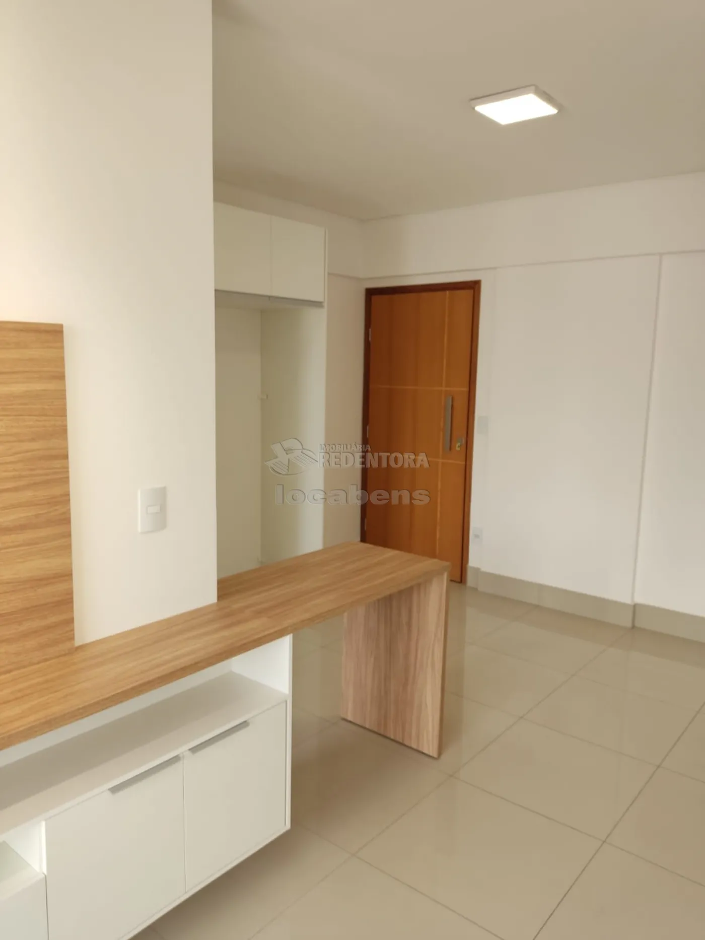 Alugar Apartamento / Padrão em São José do Rio Preto R$ 2.000,00 - Foto 5