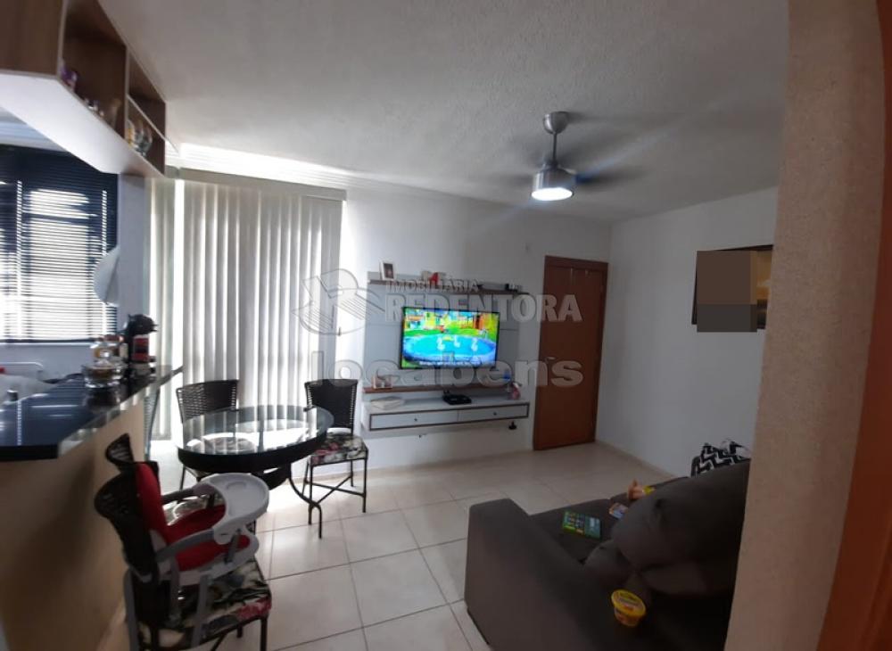 Comprar Apartamento / Padrão em São José do Rio Preto R$ 180.000,00 - Foto 1