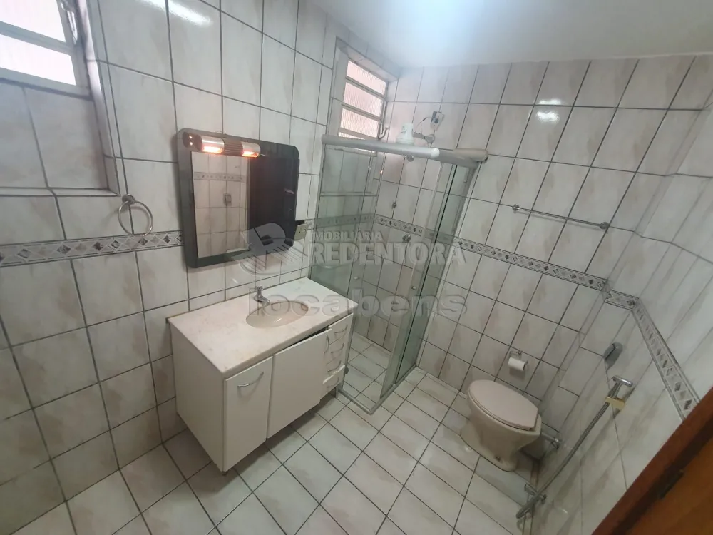 Alugar Apartamento / Padrão em São José do Rio Preto R$ 1.100,00 - Foto 28
