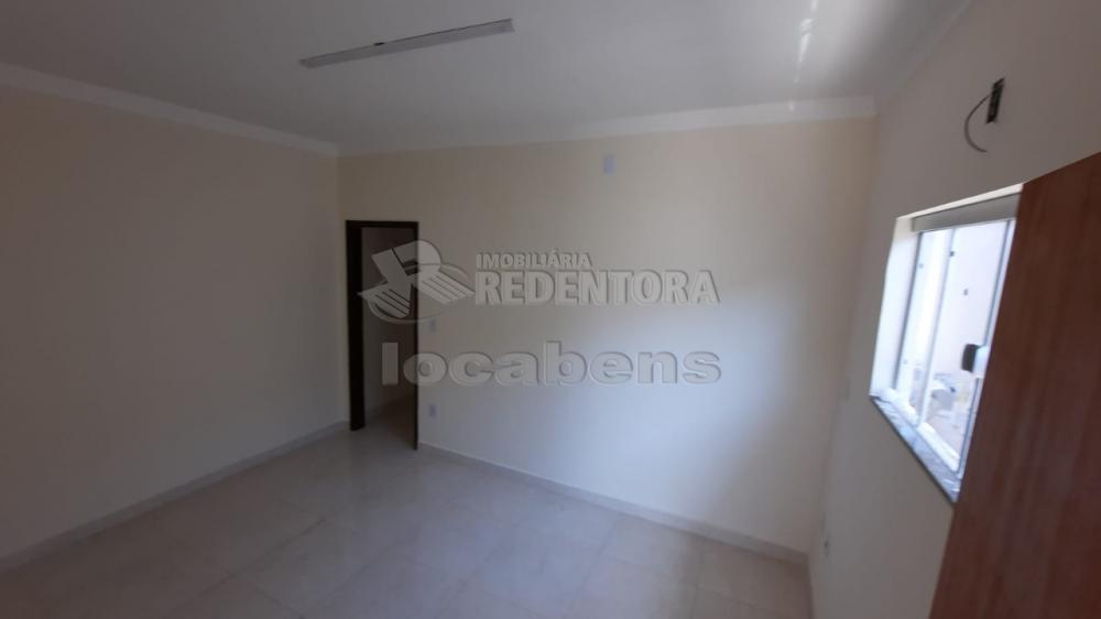 Alugar Comercial / Sala em São José do Rio Preto R$ 2.800,00 - Foto 4