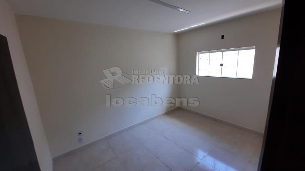 Alugar Comercial / Sala em São José do Rio Preto R$ 2.800,00 - Foto 2