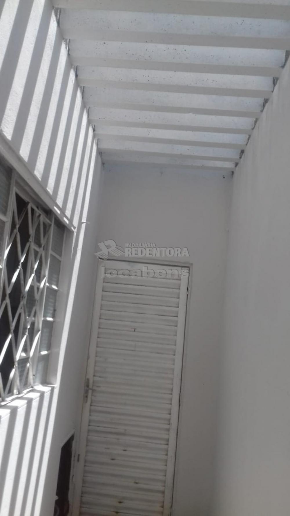 Comprar Casa / Padrão em São José do Rio Preto R$ 250.000,00 - Foto 12