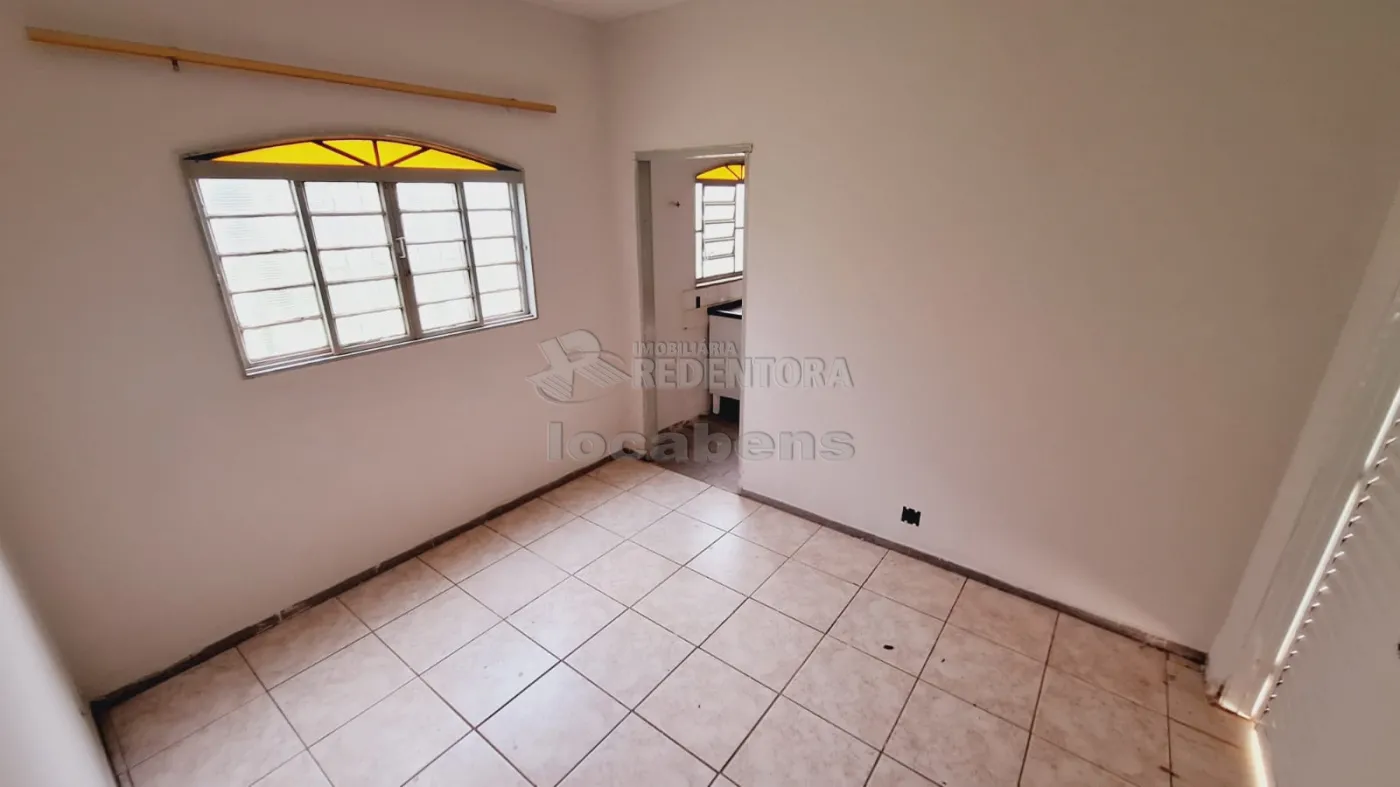 Alugar Casa / Padrão em São José do Rio Preto apenas R$ 900,00 - Foto 4