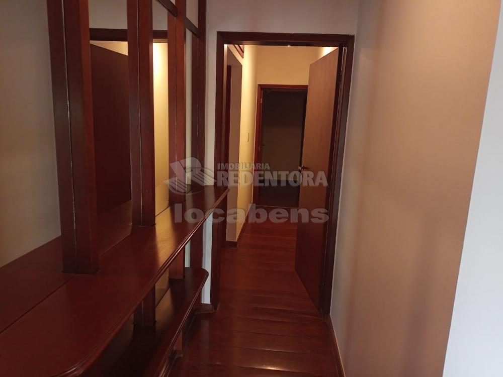 Alugar Apartamento / Padrão em São José do Rio Preto R$ 2.700,00 - Foto 13