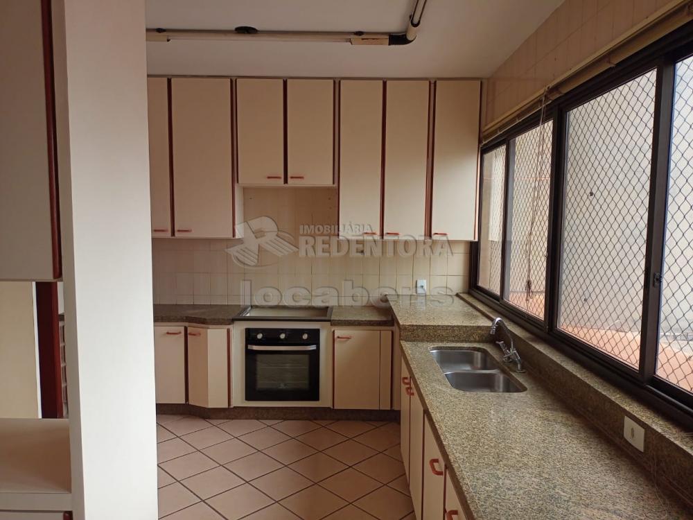 Alugar Apartamento / Padrão em São José do Rio Preto R$ 2.700,00 - Foto 24