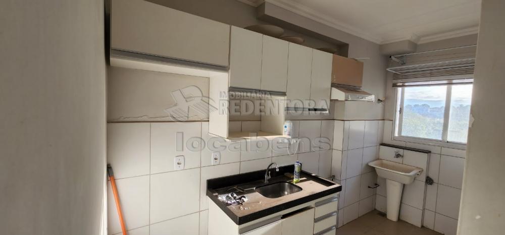 Alugar Apartamento / Padrão em São José do Rio Preto apenas R$ 1.000,00 - Foto 4