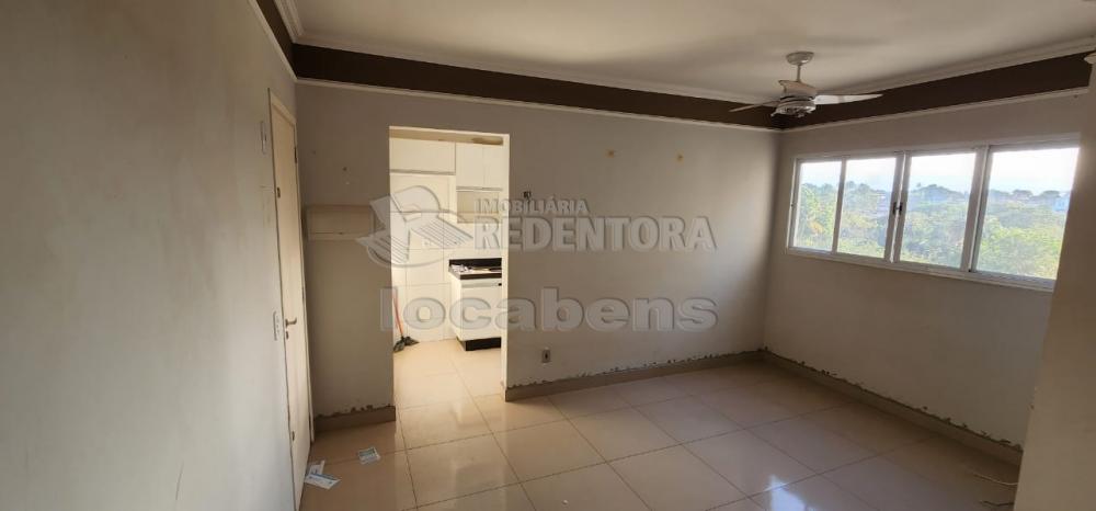 Alugar Apartamento / Padrão em São José do Rio Preto R$ 1.000,00 - Foto 17