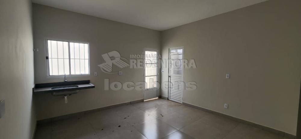 Alugar Casa / Padrão em São José do Rio Preto apenas R$ 700,00 - Foto 4