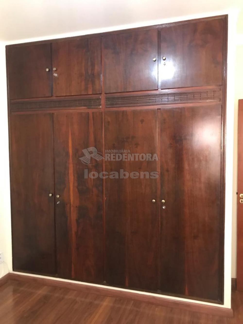 Comprar Apartamento / Padrão em São José do Rio Preto R$ 220.000,00 - Foto 4