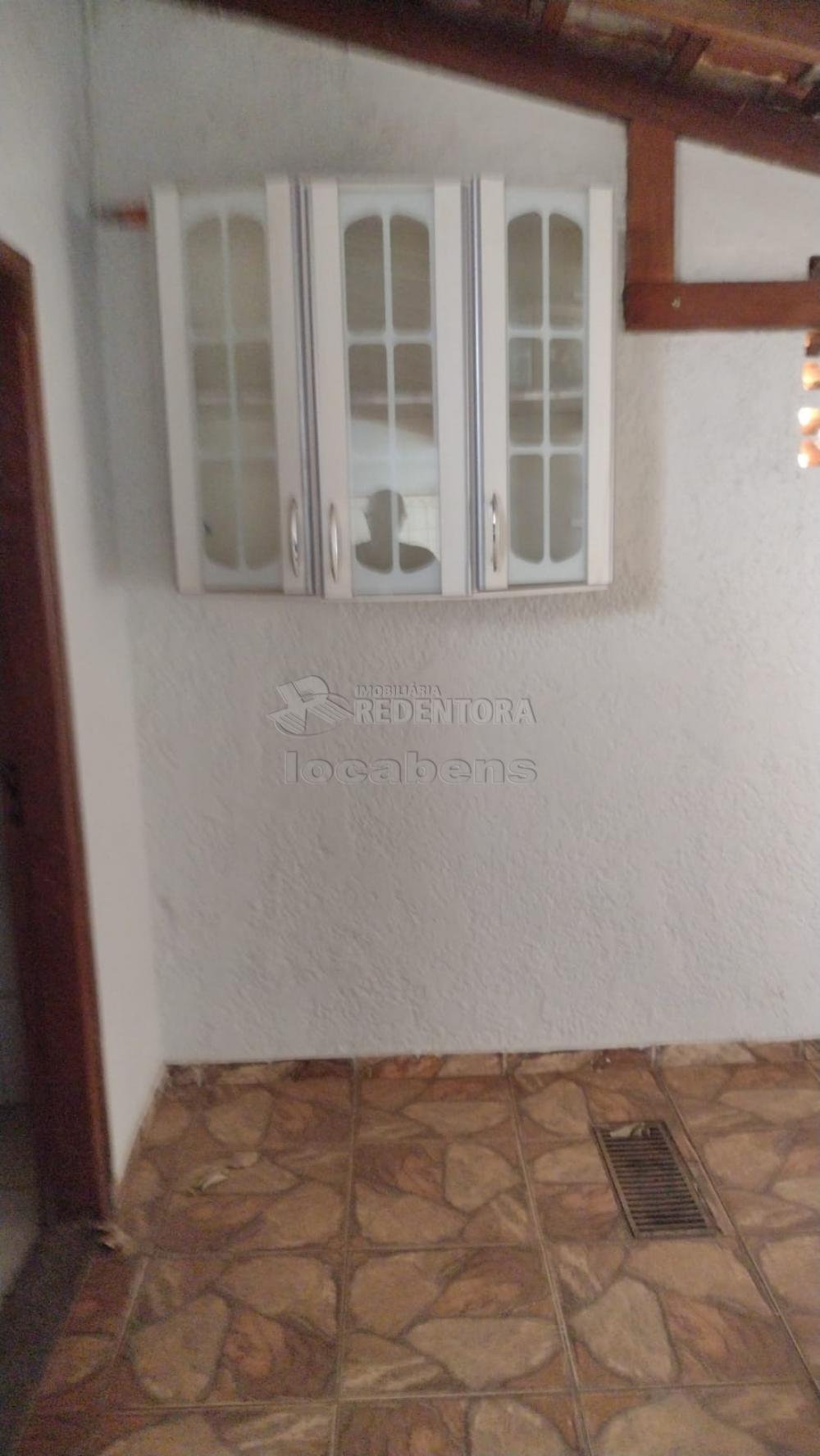 Alugar Casa / Padrão em São José do Rio Preto R$ 2.500,00 - Foto 6