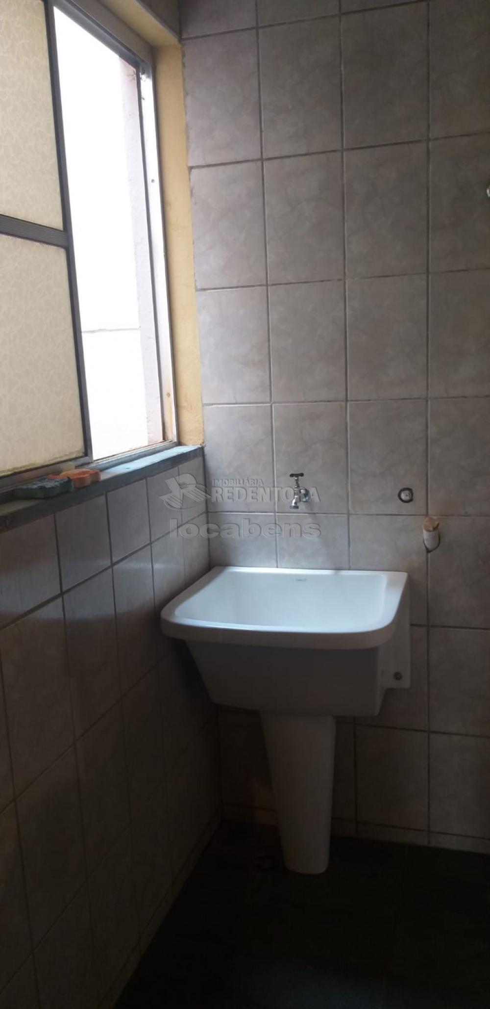 Comprar Apartamento / Padrão em São José do Rio Preto R$ 220.000,00 - Foto 10