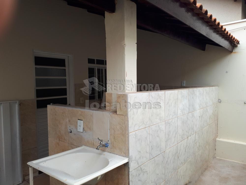 Alugar Casa / Padrão em São José do Rio Preto apenas R$ 1.100,00 - Foto 17