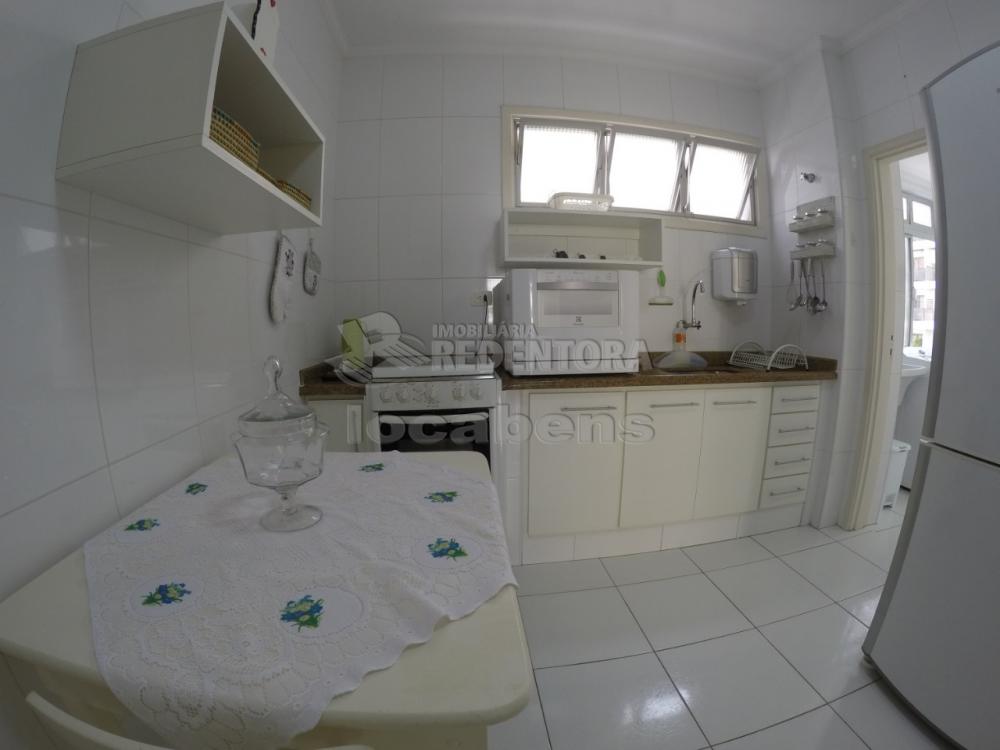 Comprar Apartamento / Padrão em Guarujá apenas R$ 675.000,00 - Foto 11