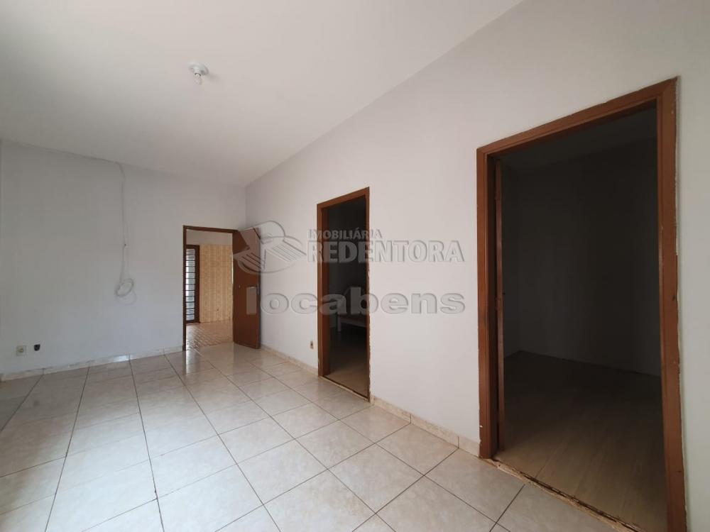 Casa para alugar com 2 quartos, 80m² - Foto 2