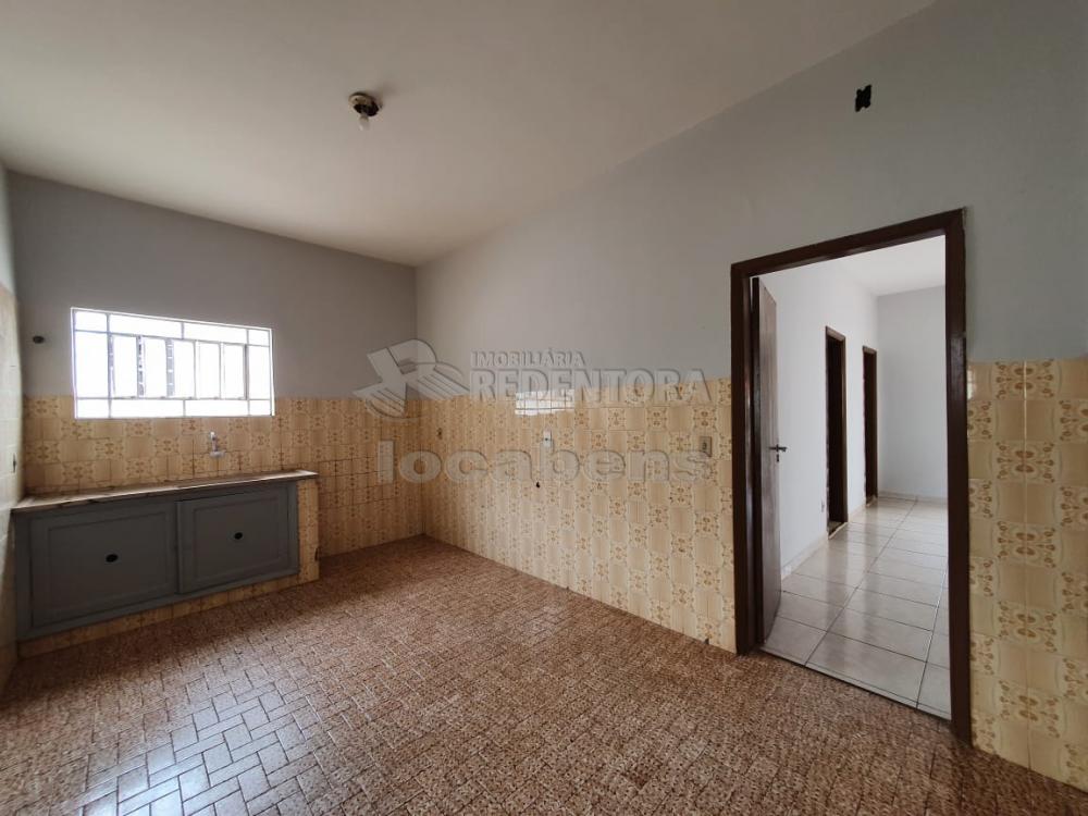 Casa para alugar com 2 quartos, 80m² - Foto 11