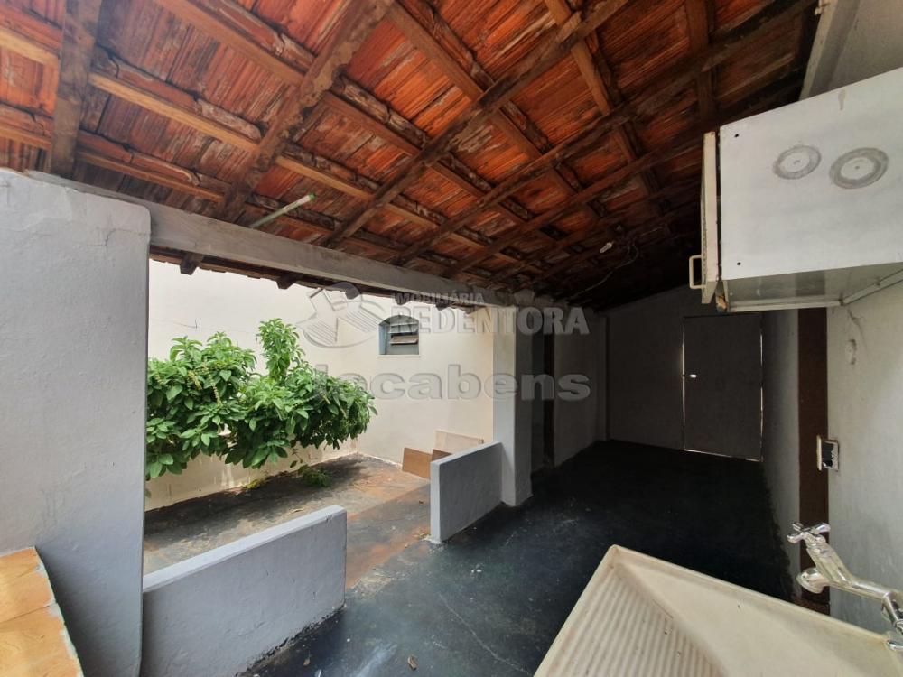 Casa para alugar com 2 quartos, 80m² - Foto 18