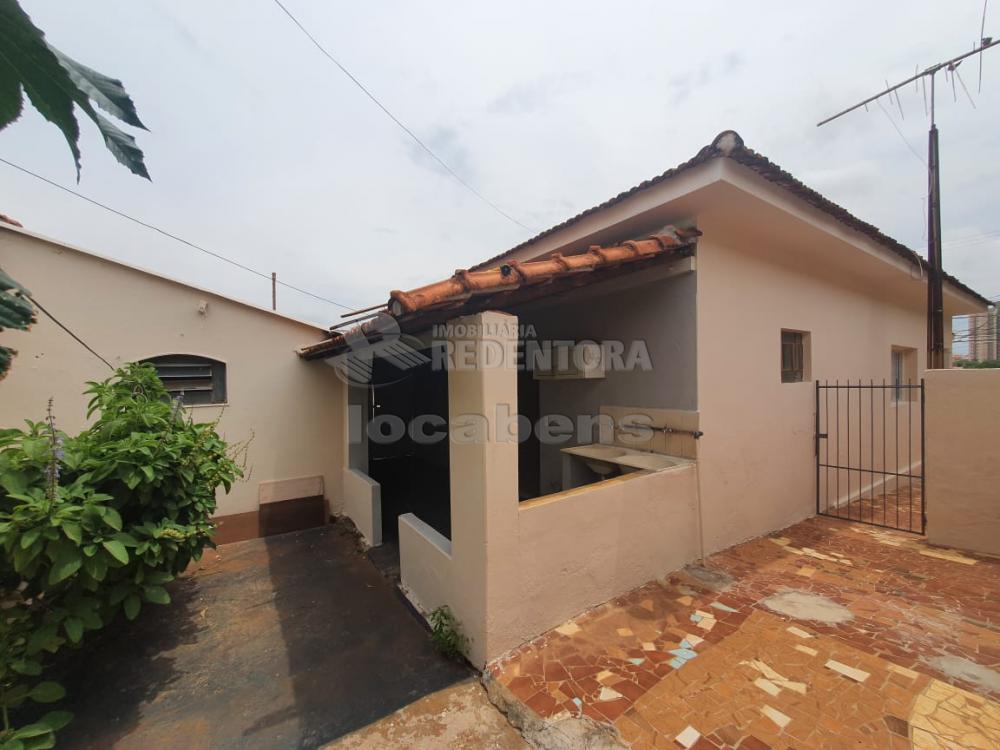 Casa para alugar com 2 quartos, 80m² - Foto 21