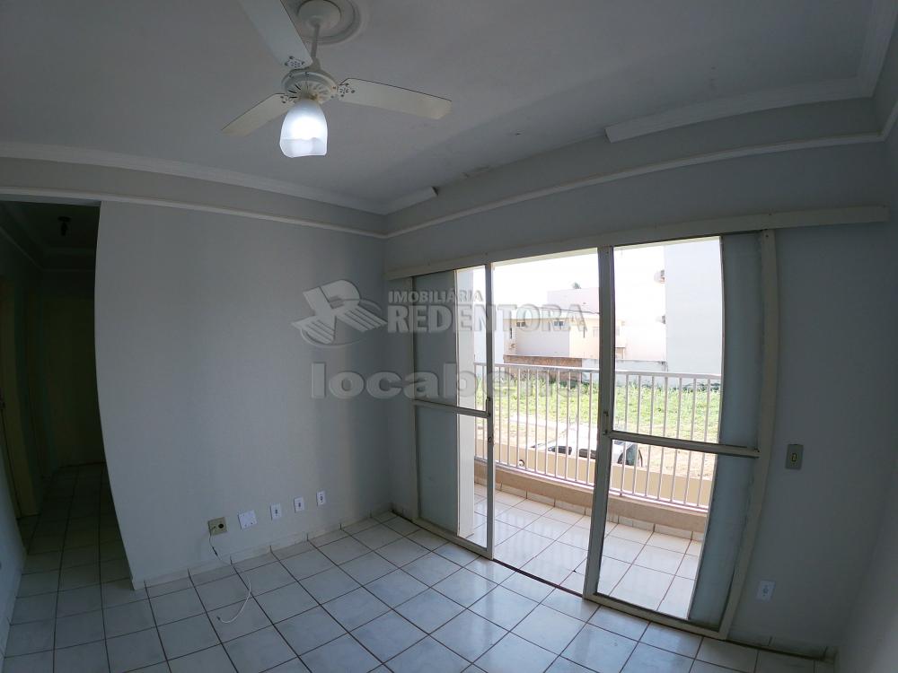 Alugar Apartamento / Padrão em São José do Rio Preto apenas R$ 1.100,00 - Foto 1