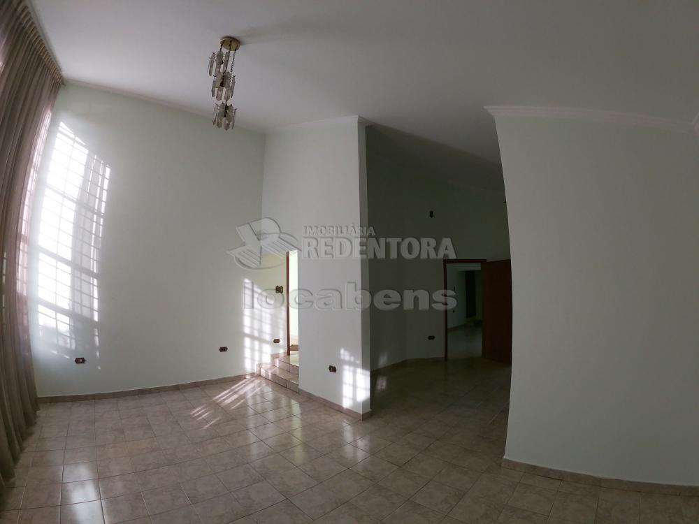 Alugar Casa / Padrão em São José do Rio Preto R$ 2.600,00 - Foto 5