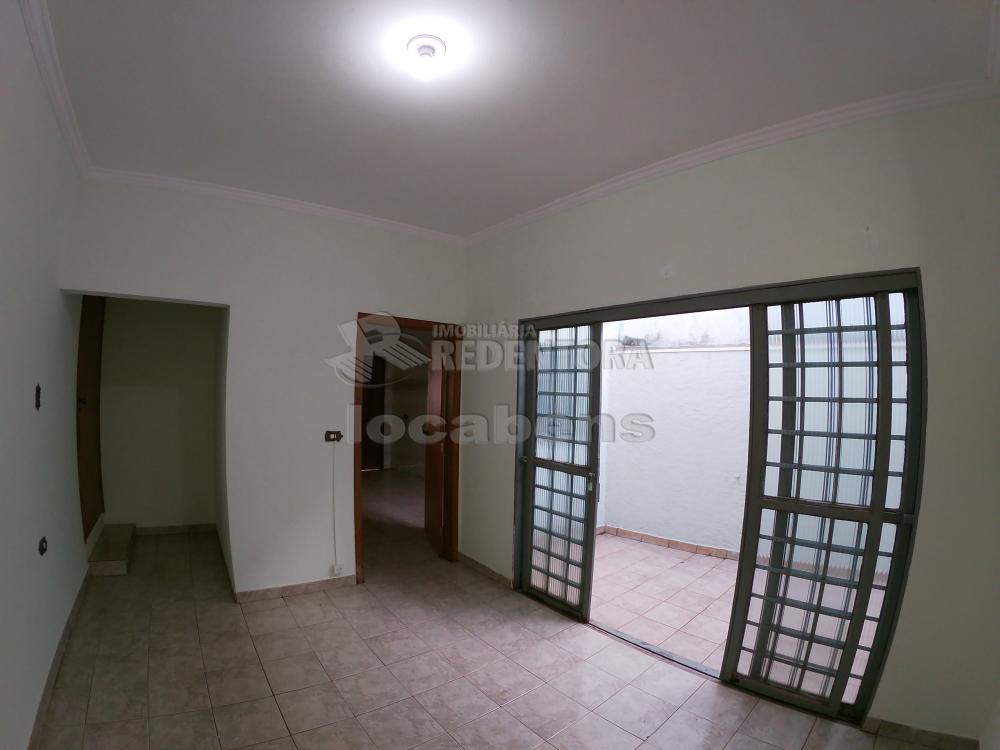 Alugar Casa / Padrão em São José do Rio Preto R$ 2.600,00 - Foto 9