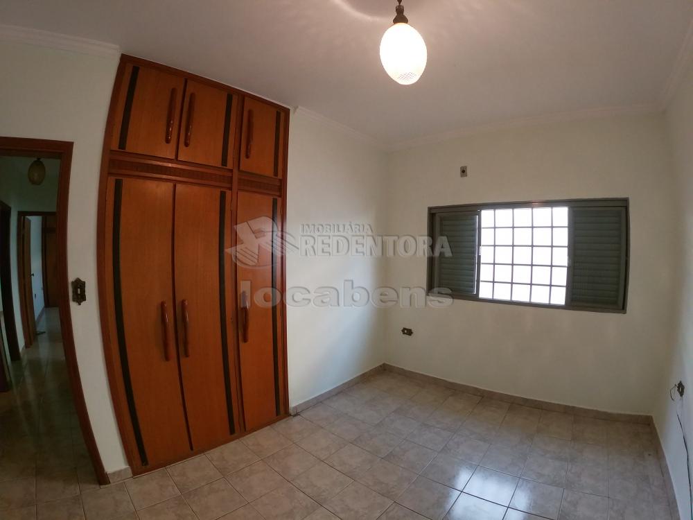 Alugar Casa / Padrão em São José do Rio Preto R$ 2.600,00 - Foto 21