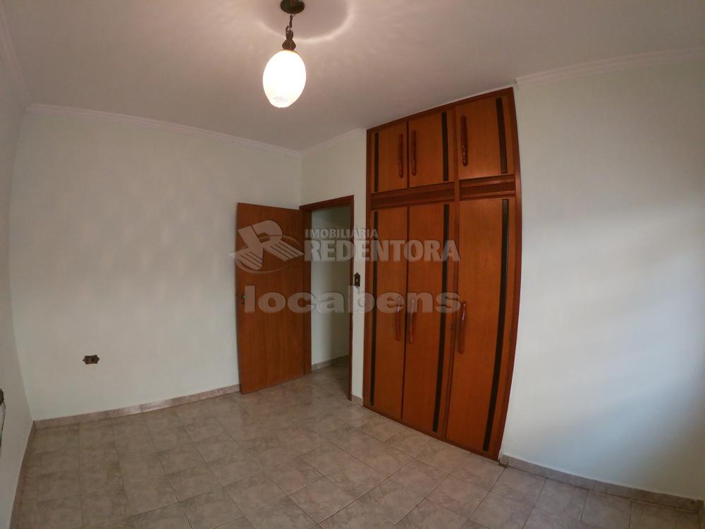 Alugar Casa / Padrão em São José do Rio Preto R$ 2.600,00 - Foto 22