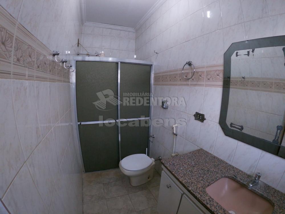 Alugar Casa / Padrão em São José do Rio Preto R$ 2.600,00 - Foto 26