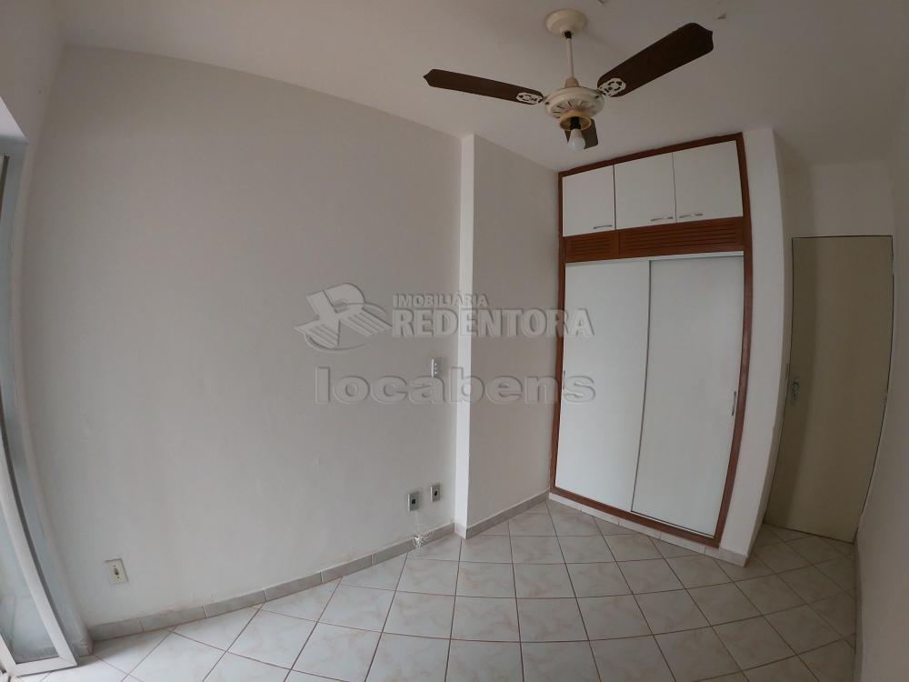 Alugar Apartamento / Padrão em São José do Rio Preto R$ 900,00 - Foto 9