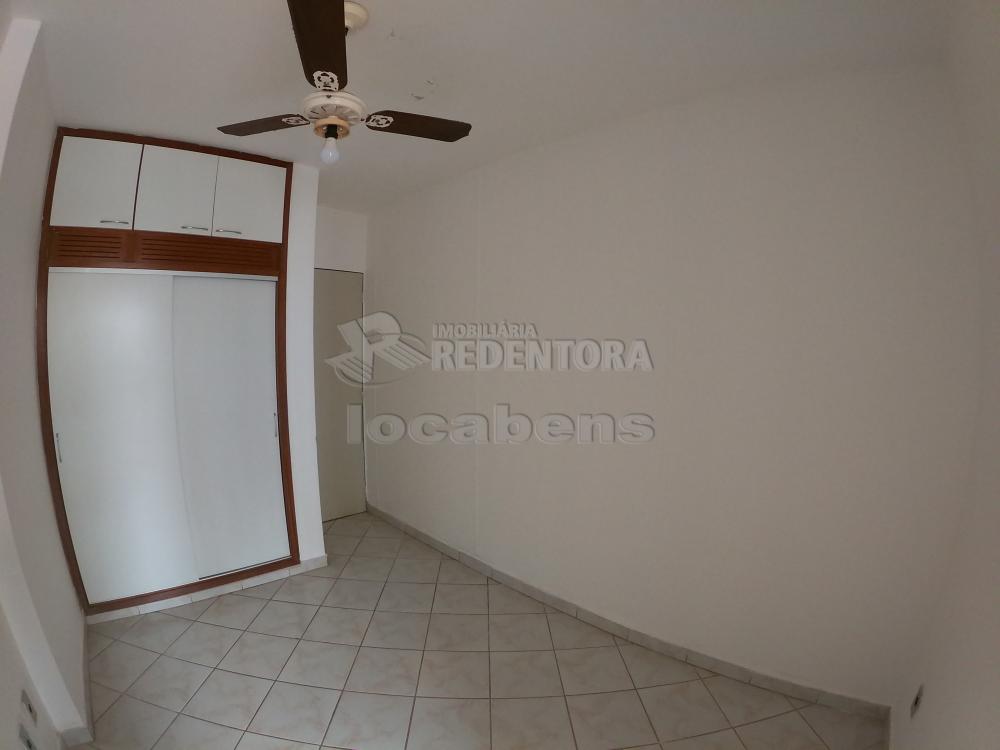 Alugar Apartamento / Padrão em São José do Rio Preto R$ 900,00 - Foto 10