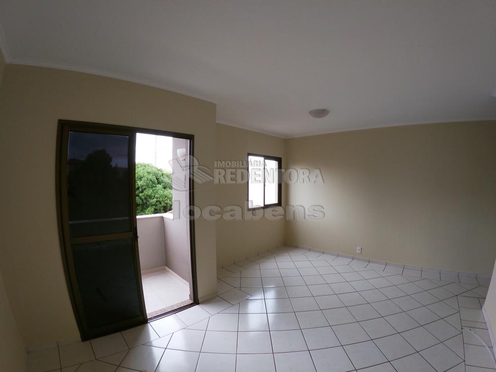 Alugar Apartamento / Padrão em São José do Rio Preto R$ 1.300,00 - Foto 1