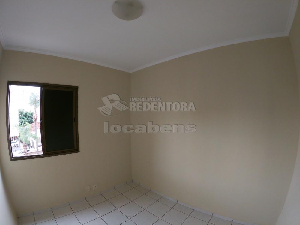 Alugar Apartamento / Padrão em São José do Rio Preto R$ 1.300,00 - Foto 7